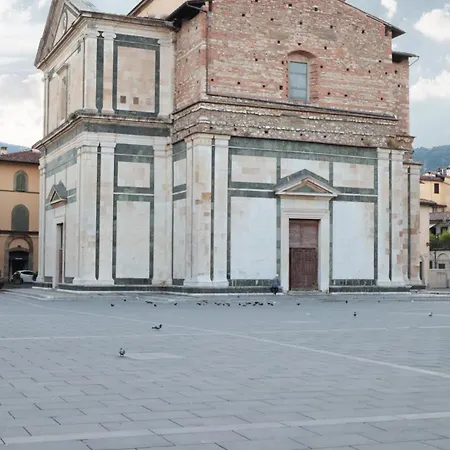 Piazza Duomo - 20 Min By Train To Florence