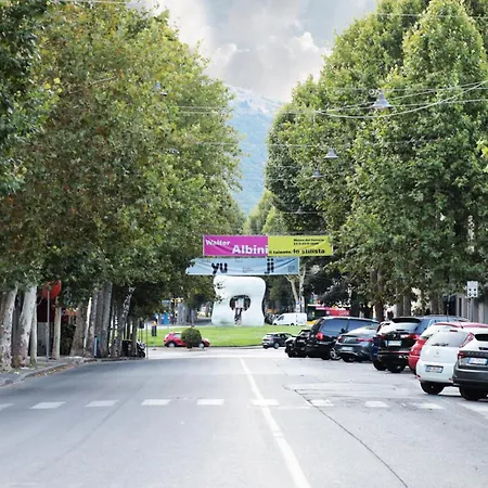 Piazza Duomo - 20 Min By Train To Florence * 普拉托