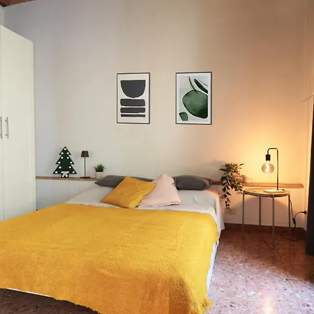 Piazza Duomo - 20 Min By Train To Florence Apartment Prato (Prato)
