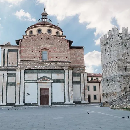 Apartment Piazza Duomo - 20 Min By Train To Florence *